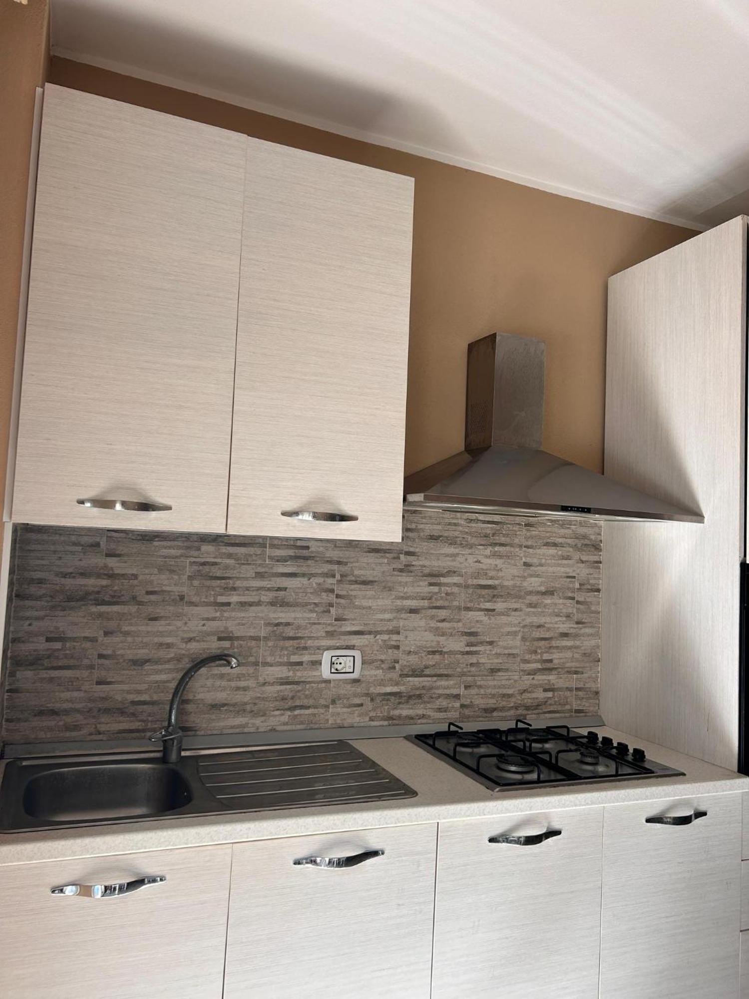 Appartamento Con Terrazzo Privato E Netflix Cagliari Bagian luar foto